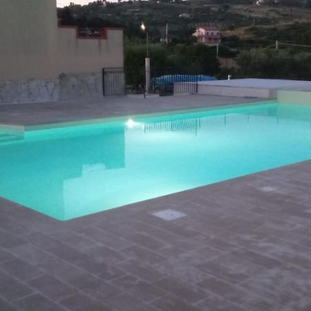 Villa Le Torri Racalmuto Zewnętrze zdjęcie